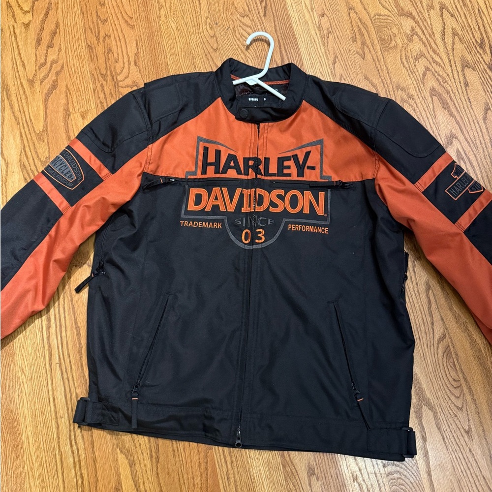 Harley-Davidson Men's Black and Orange Windbreaker